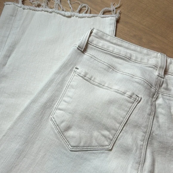 NWOT L’AGENCE Danica Wide Leg High Rise crop Jeans Macadamia - Picture 12 of 12